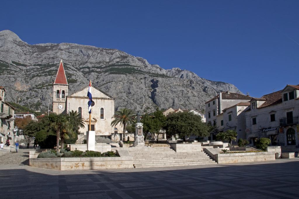 Apartments Mira Makarska Oda fotoğraf